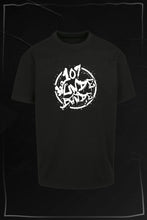 Lade das Bild in den Galerie-Viewer, 107 Hundebande Oversize Shirt glow in the dark