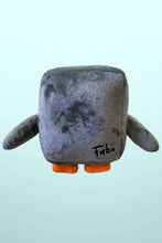 Lade das Bild in den Galerie-Viewer, Fabo Pinguin Plüschtier