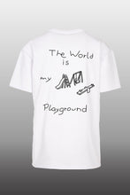 Lade das Bild in den Galerie-Viewer, Playground Oversize T-Shirt weiß